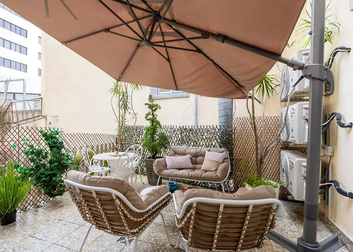 Holiday home Cozy 3br Near Av Liberdade Sleeps 8 Patio *
