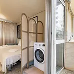 Cozy 3br Near Av Liberdade Sleeps 8 Patio 리스본