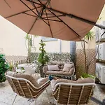 펜션 Cozy 3br Near Av Liberdade Sleeps 8 Patio *