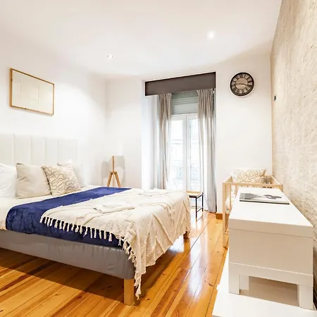 Cozy 3Br-Sleeps 8 Wac Patio Near Av Liberdade Lisboa