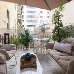 Cozy 3br Near Av Liberdade Sleeps 8 Patio Prázdninový dům Lisboa